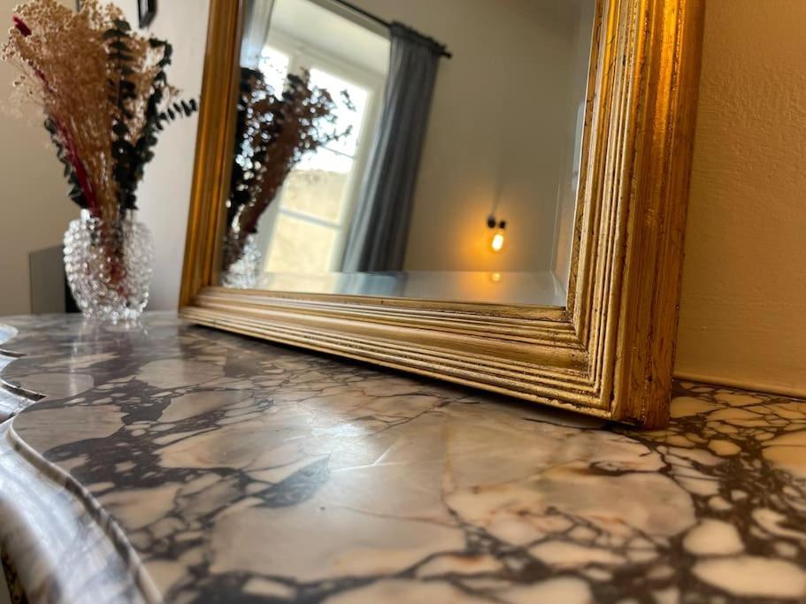 L'Appartement Tomey Avec Parking Carcassone Exterior photo