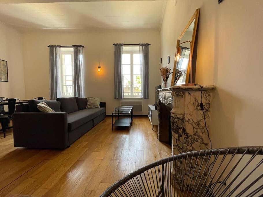 L'Appartement Tomey Avec Parking Carcassone Exterior photo