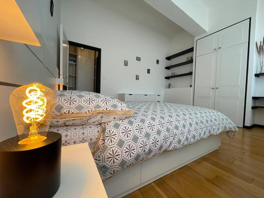 L'Appartement Tomey Avec Parking Carcassone Exterior photo