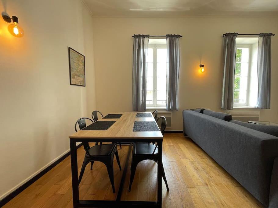L'Appartement Tomey Avec Parking Carcassone Exterior photo